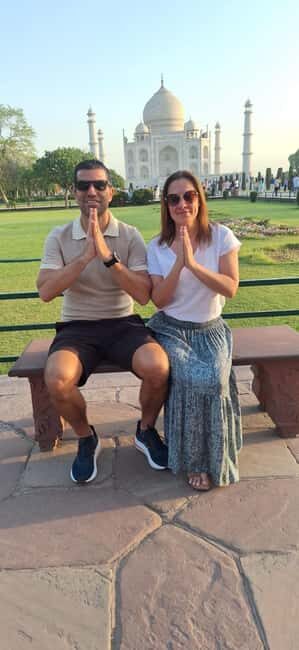 Luxury train tour from Delhi to Agra - FAQ