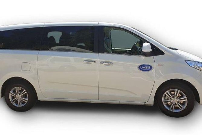 Luxury Van, Private Transfer, Cairns Airport - Port Douglas. - In-Depth Look at the Cairns Airport to Port Douglas Private Transfer