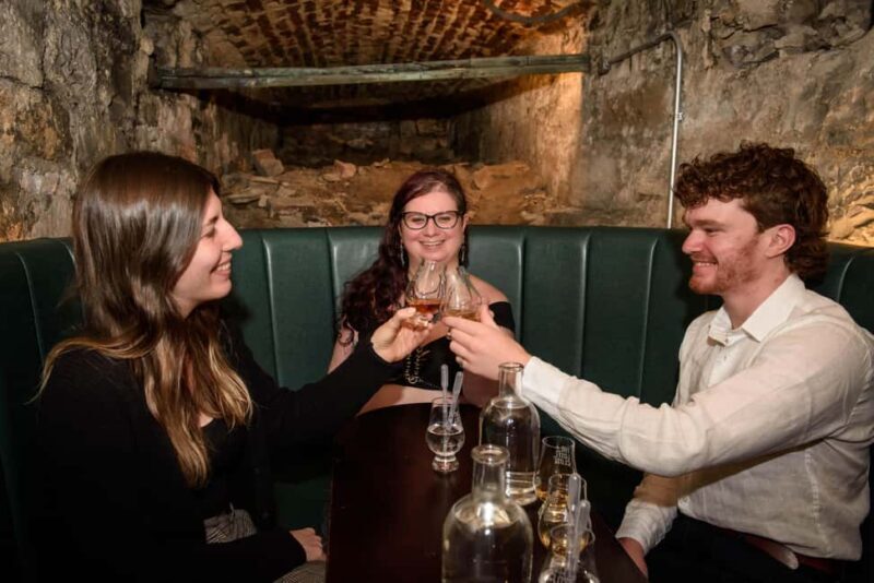 Luxury Whisky Tasting in Edinburgh's Underground Vaults - Who Is This Tour Best Suited For?