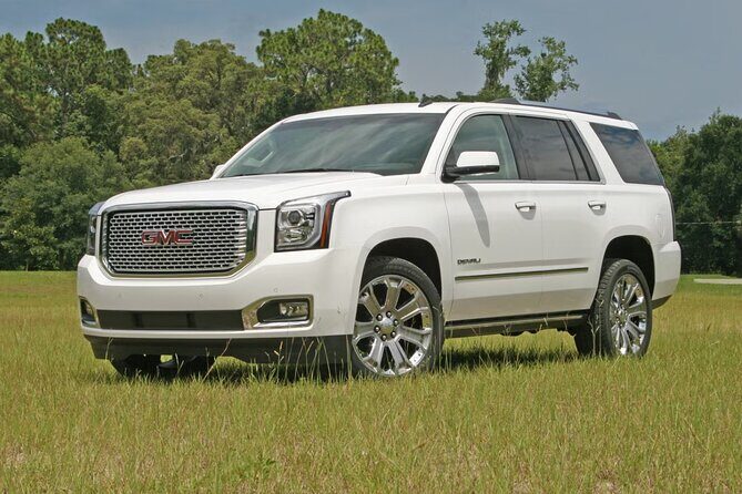 Luxury White Glove Chauffeur & Limo Service in Grand Cayman - A Detailed Look at the Luxury Chauffeur & Limo Service in Grand Cayman