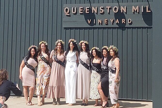 Luxury Wine Tours to Niagara On The Lake - The Pickup and Drive to Niagara