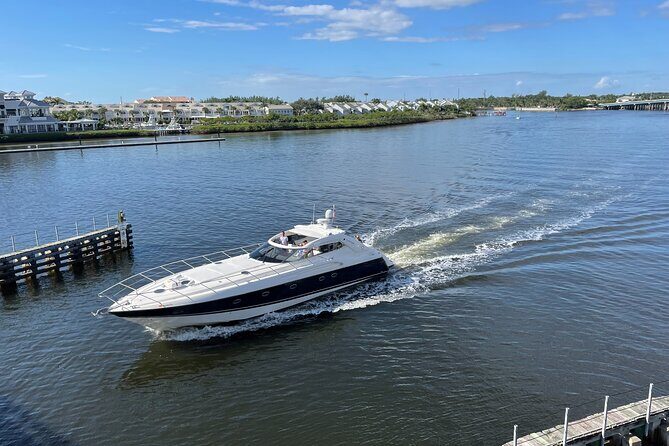 Luxury Yacht 65' Sunseeker 4 hours from Palm Beach - A Closer Look at the Luxury Yacht Tour