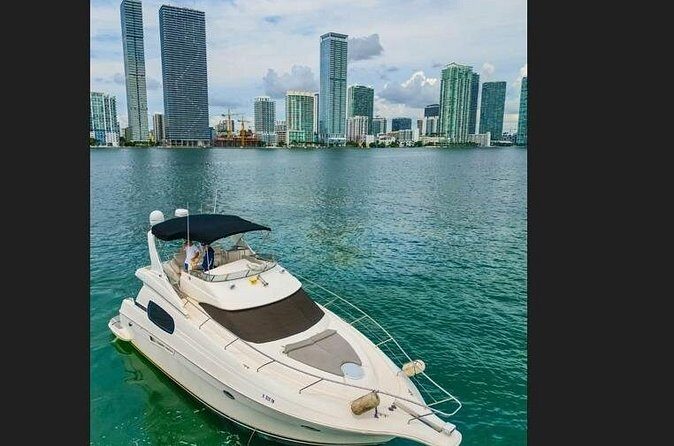 Luxury Yacht Charter Experience in Miami - FAQ