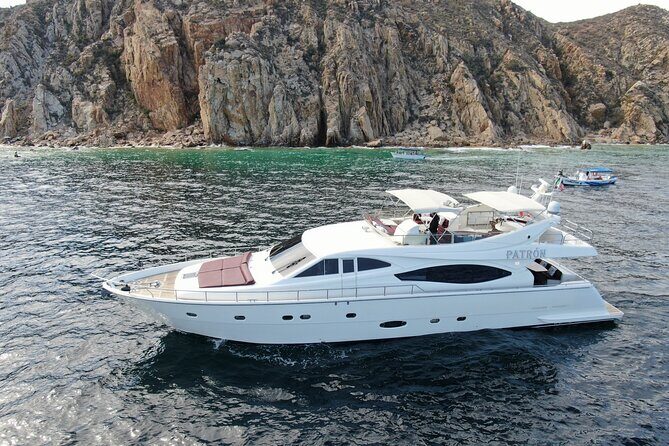 Luxury Yacht Charter in Cabo San Lucas - Ferretti 88ft. - FAQ