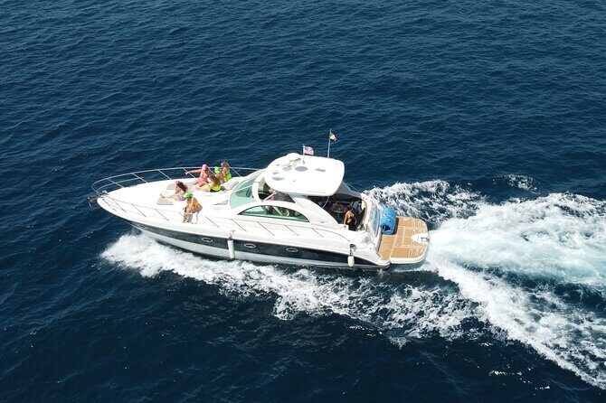 Luxury yacht for private tour EN Cabo San Lucas - Frequently Asked Questions
