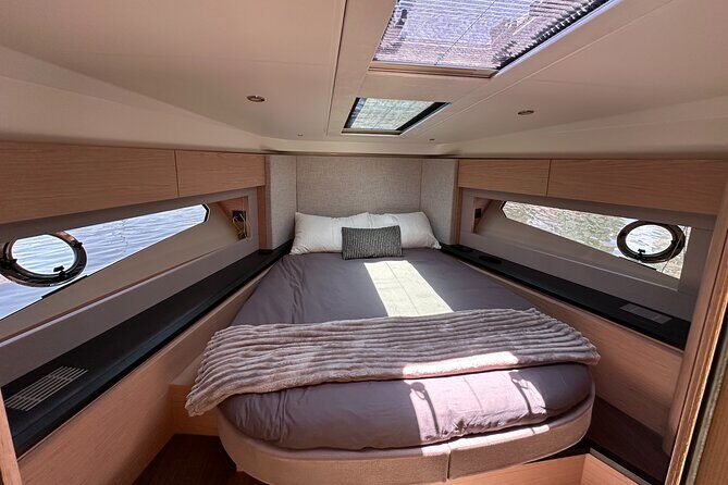 Luxury Yacht Rental in Miami Beneteau 52 for 6 People - Final Thoughts: The Value of a Miami Yacht Day