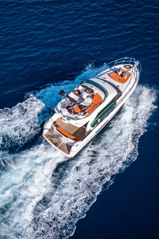 Luxury yacht: Sunset Blue Cave & Panoramic Tour w Wine - Who Will Love This Tour?