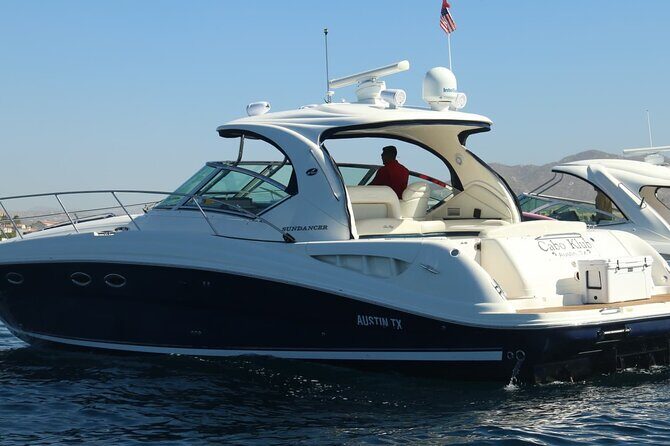 Luxury Yacht Tour in Los Cabos 45FT SeaRay Sundancer - Who Would Love This Tour?