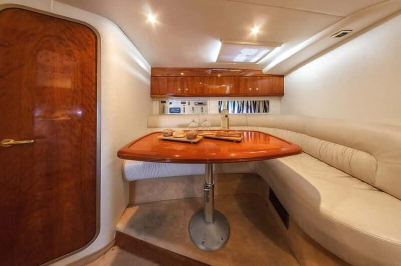 Luxury Yacht | Zakynthos |39ft Cranchi |Private for 9 people - Key Points