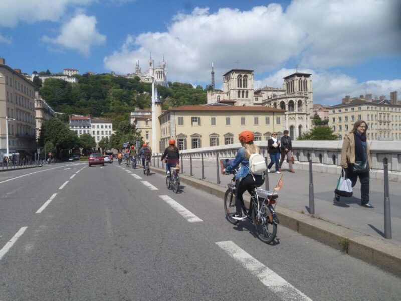 Lyon: 4-Hour Electric Bike Tour with Tasting Break - FAQ