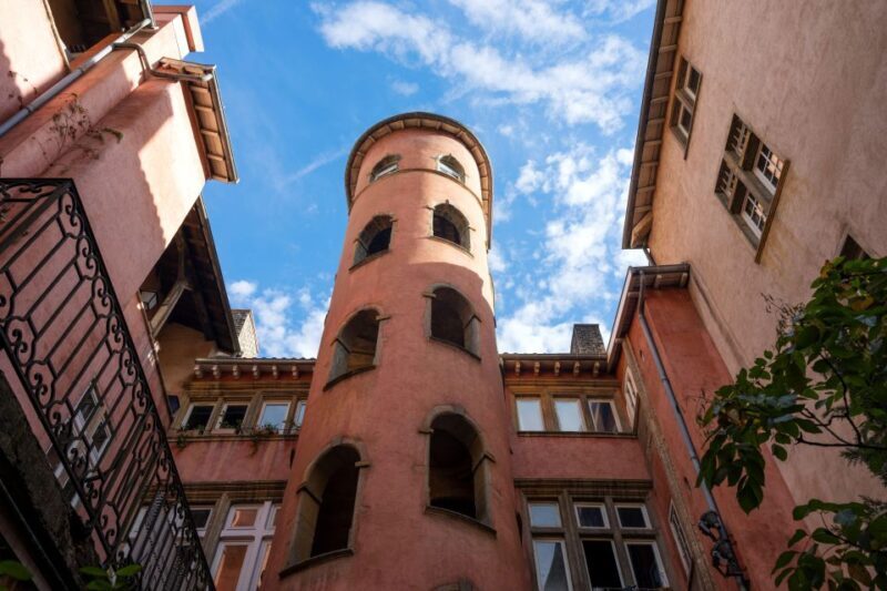 Lyon: Capture the most Photogenic Spots with a Local - Key Points