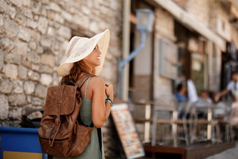 Lyon: Capture the most Photogenic Spots with a Local - FAQ