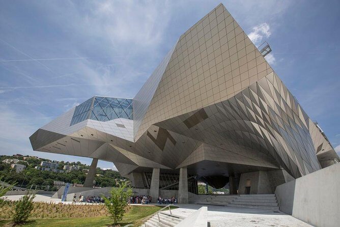 Lyon City Card Attractions & Museums Card & Guide with City Map - A Detailed Look at the Lyon City Card