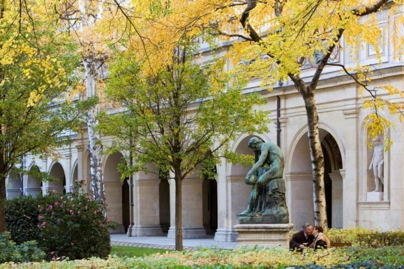 Lyon City Card: Public Transport & More Than 40 Attractions - FAQ