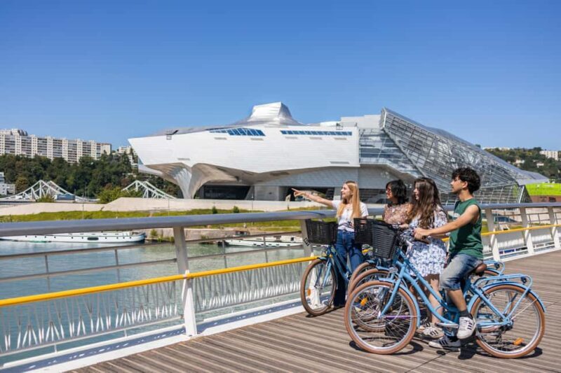 Lyon: city highlights bike tour - Key Points