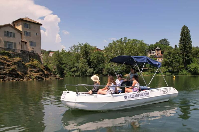 Lyon: from Confluence to Barbe Island by free license boat - FAQ