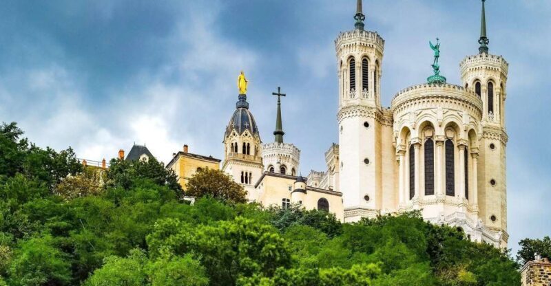 Lyon: Old District Private Guided Walking Tour - An In-Depth Look at the Lyon Old District Private Tour
