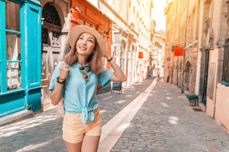 Lyon Old Town Tour with Sightseeing Cruise Tickets - Practical Tips for Travelers