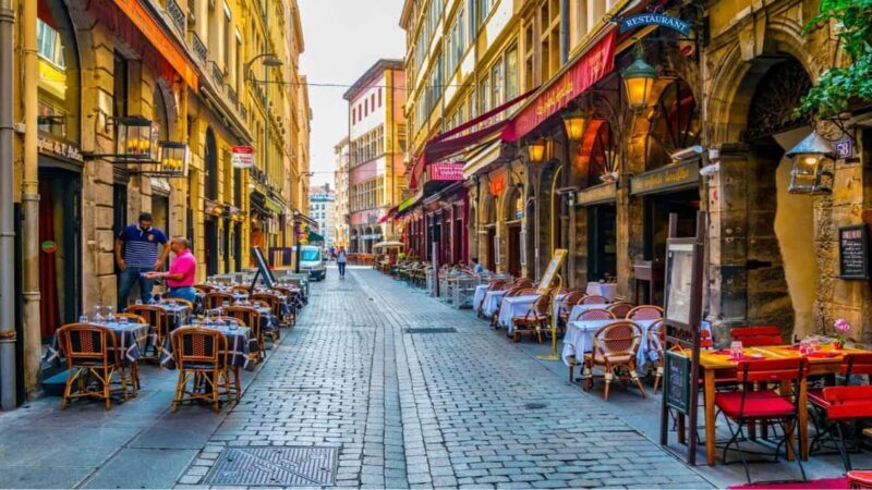 Lyon: Romantic 2.5-Hour Dinner Cruise at Sunset - Final Words