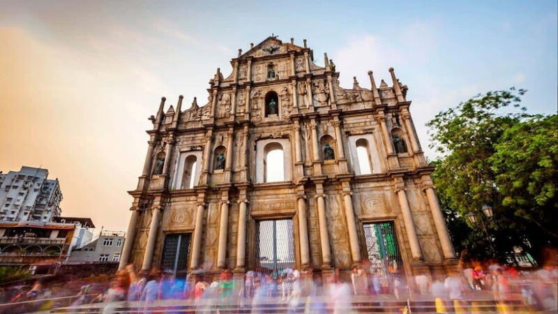 MacauPrivate Sightseeing Tour with Local Driver-Guide - Exploring Macau with a Private Driver-Guide: An Authentic and Comfortable Journey