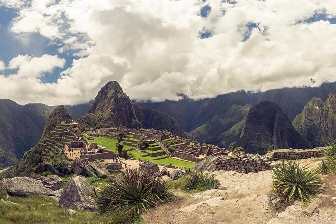 Machu Picchu by Bus with Overnight - Who Will Love This Tour?