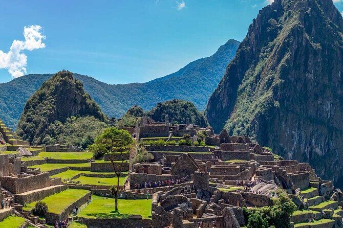 Machu Picchu Full Day - Group Services - Key Points