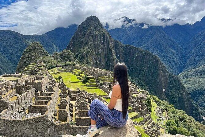 Machu Picchu Full Day with Panoramic Train With Best Circuit - A Practical, Authentic Day at Machu Picchu: Full-Day Tour with Panoramic Train