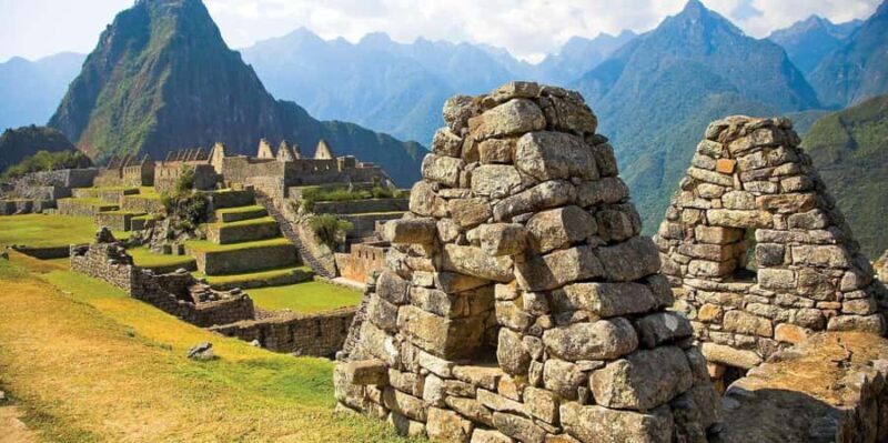Machu Picchu: Local Guide in Machu Picchu Private and Group - Who Should Book This Tour?