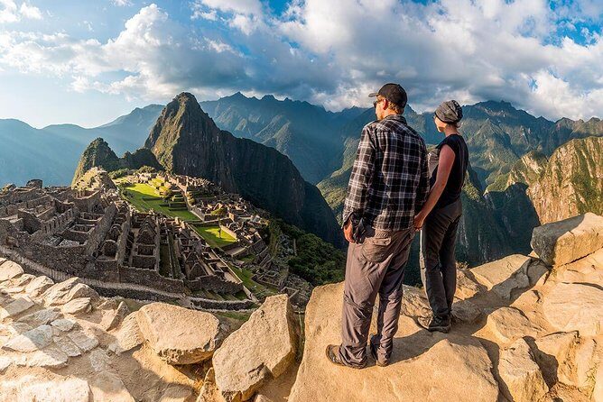 Machu Picchu Private Guided Tour from Aguas Calientes - Detailed Breakdown of the Tour Experience