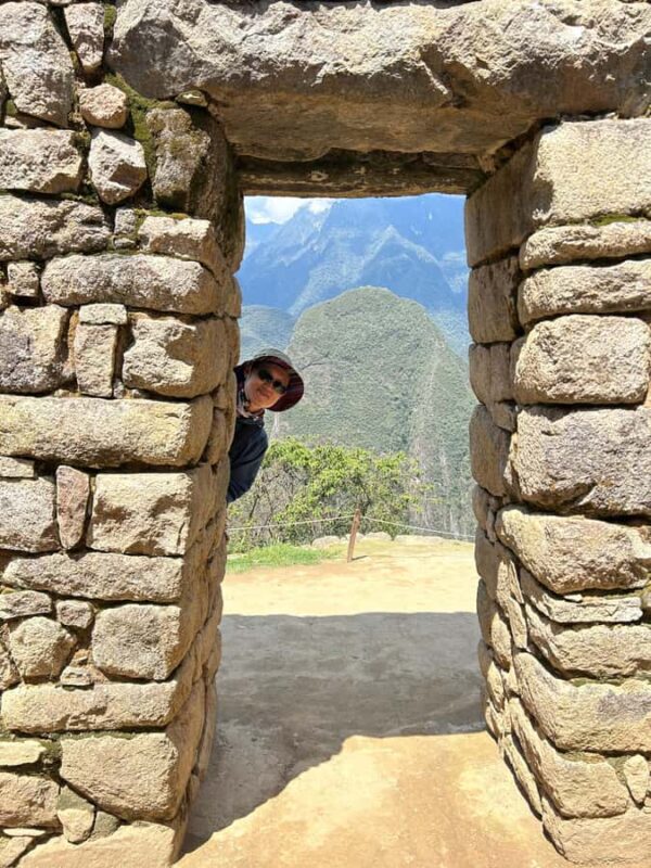 MACHU PICCHU PRIVATE TOUR GUIDE SERVICE - MACHU PICCHU PRIVATE TOUR GUIDE SERVICE