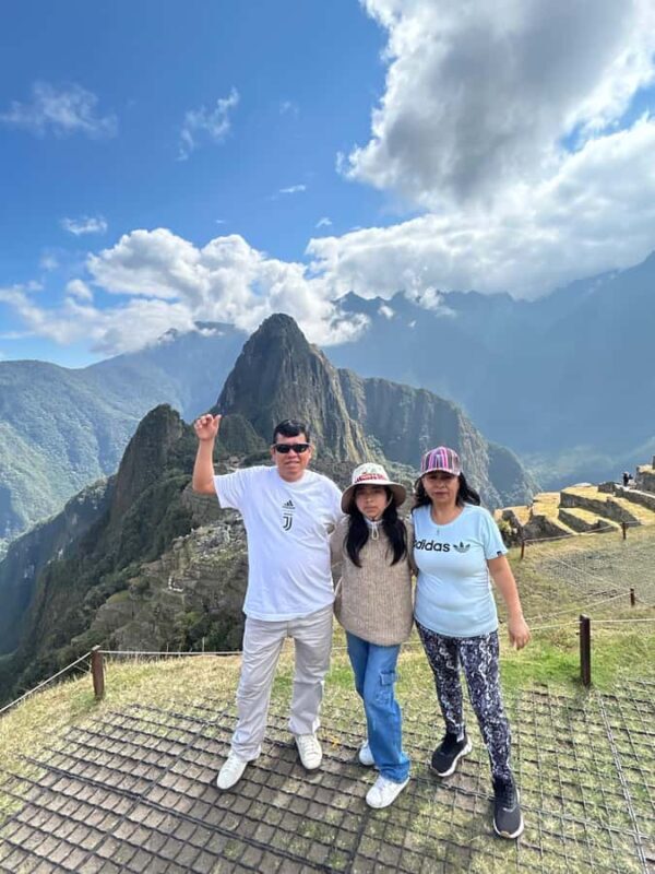 Machu Picchu: Private Tour Guide Service for up to 15 people - An In-Depth Look at the Machu Picchu Private Tour Experience