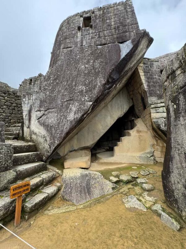 Machu Picchu: Tour Guide Service & Entrance Ticket Circuit-2 - The Value of Booking in Advance