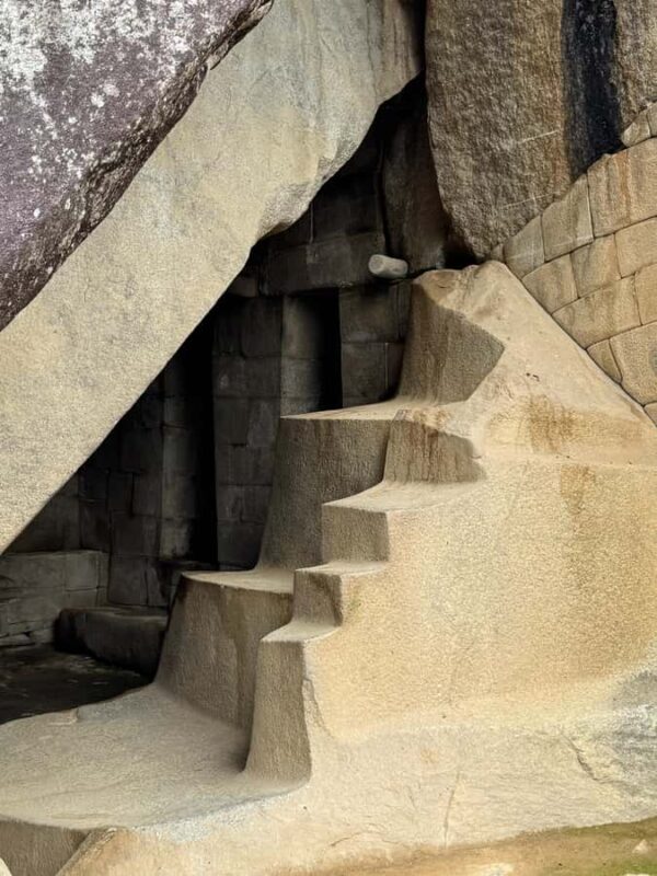 Machu Picchu: Tour Guide Service & Entrance Ticket Circuit-2 - Frequently Asked Questions