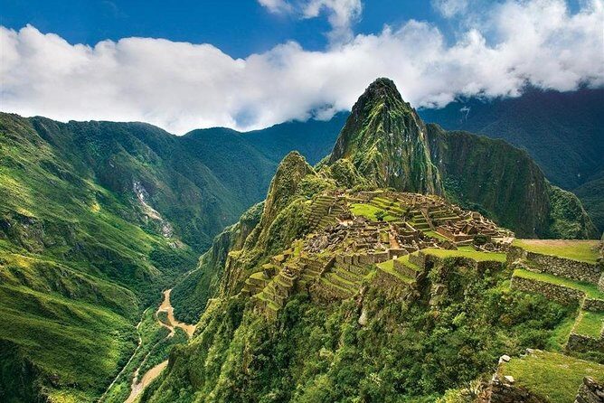 Machupicchu And Huayna Picchu Full Day Privat Guided Service - Exploring the Tour: What to Expect