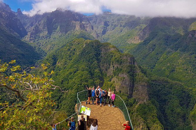 Madeira : An wonderful West Tour from Funchal (Pickup included) - Transportation and Group Dynamics