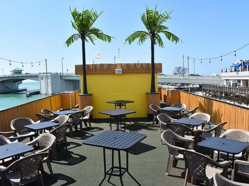 Madeira Beach: Calypso Breeze Cruise with Buffet - Key Points