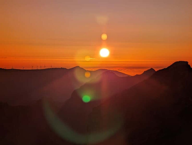 Madeira: Pico Arieiro Sunset with Stairway to Heaven Option - Discovering Madeira’s Sunset from Pico do Arieiro