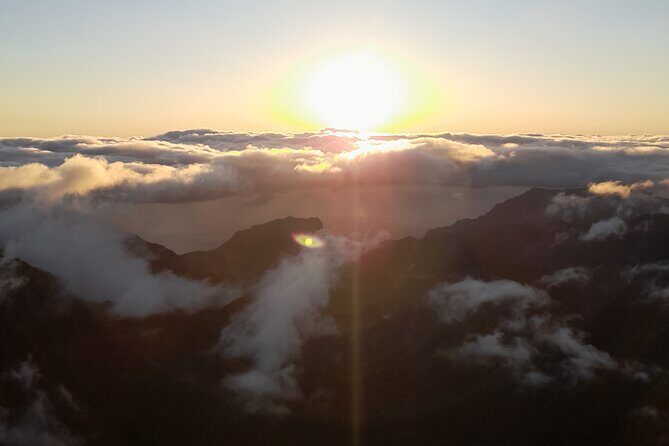 Madeira Pico do Arieiro Sunrise Tour - Madeira Pico do Arieiro Sunrise Tour: An Early-Morning Adventure Above the Clouds