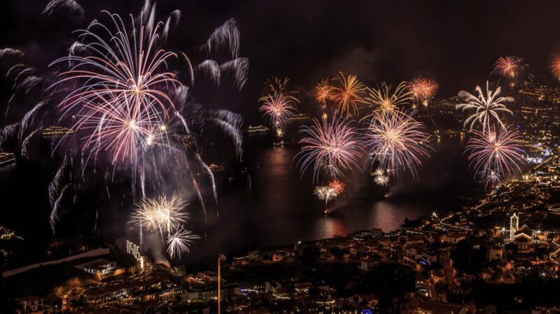 Madeira: Pre-Sell New Years Eve - Fireworks at Sea 2025/26 - Why This Tour Offers Great Value