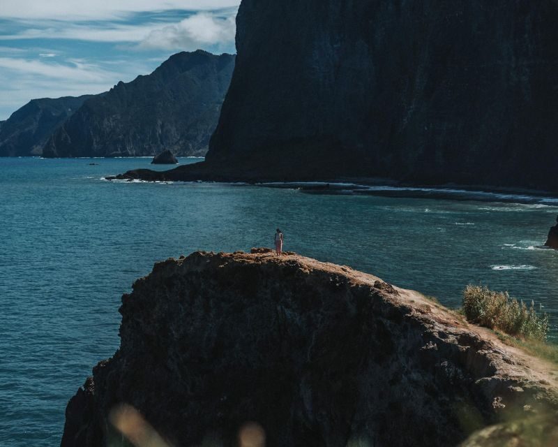 Madeira: Small group East tour ( Pico Arieiro , Santana) - Who Should Consider This Tour?
