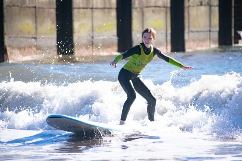 Madeira : Surfing Experience for all - The Itinerary: How the 1.5 Hours Unfolds