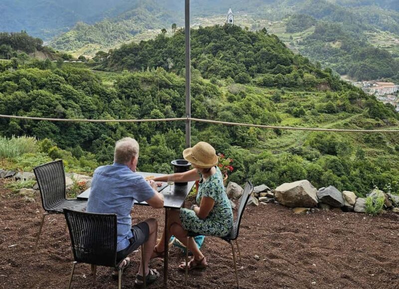 Madeira: Vineyard Tour w/ Wine Tasting & Skywalk - Madeira: Vineyard Tour w/ Wine Tasting & Skywalk — A Truly Authentic Experience