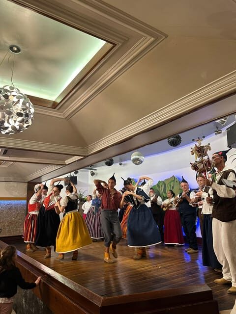 Madeira:TypicalShowFolklore Evening.included.Dinner transpt - Madeira: Typical Show Folklore Evening with Dinner and Transfers