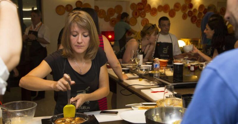 Madrid: 10 Tapas 2.5-Hour Cooking Class - Discover Madrid’s Flavors with a 10 Tapas Cooking Class