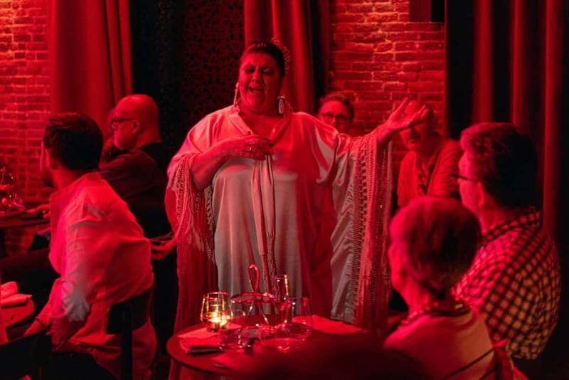 Madrid: Authentic Flamenco at Flamenco de Leones - Dining Options: Tapas and Cocktails