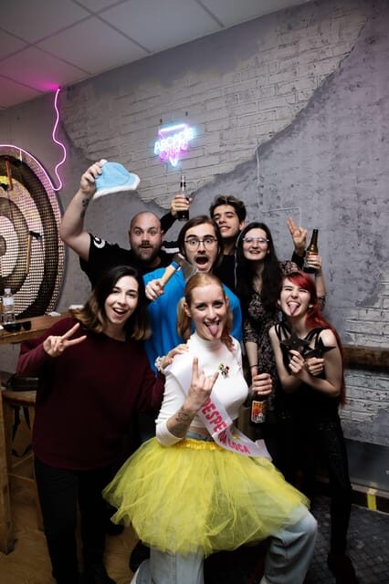 Madrid: Axe Throwing Challenge - A Close Look at the Madrid Axe Throwing Challenge