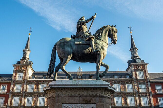 Madrid Bike Tour with Churros and Wine, Ham, and Cheese Upgrade - Who Is This Tour Best For?