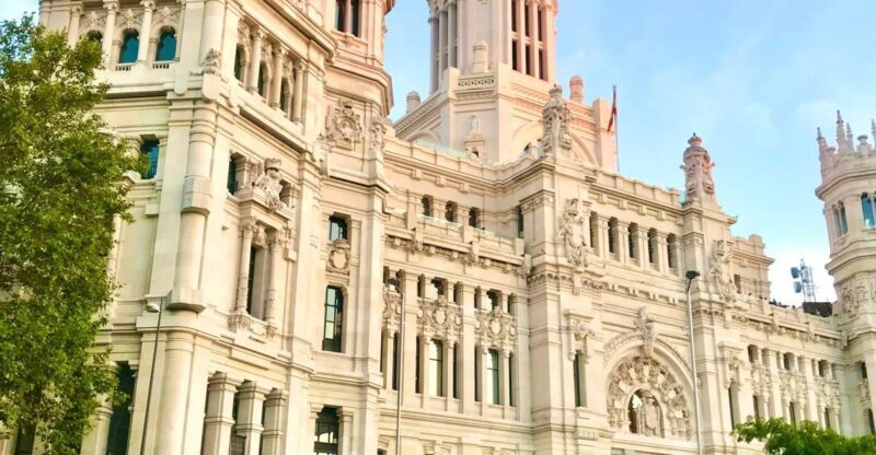 Madrid: Capture the most Photogenic Spots with a Local - Madrid: Capture the Most Photogenic Spots with a Local