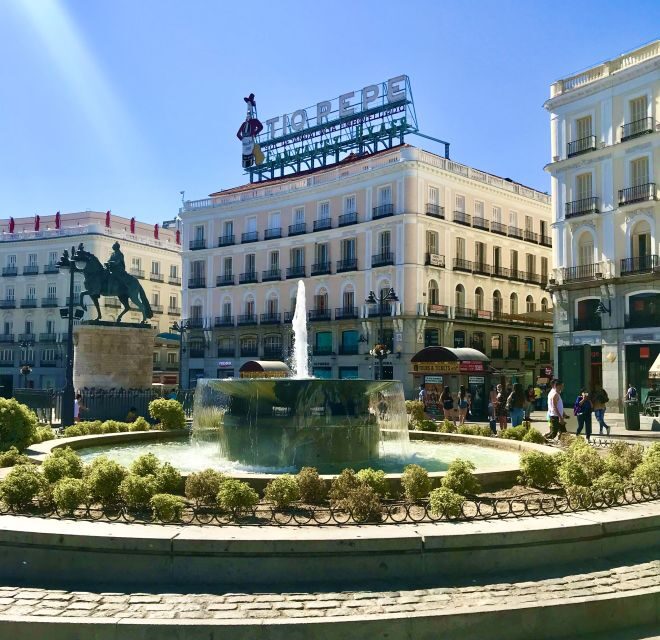 Madrid: Capture the most Photogenic Spots with a Local - What Makes This Tour Stand Out?