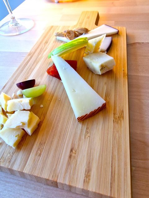 Madrid: cheese tasting with wine pairing. - Final Thoughts: Who Should Book?
